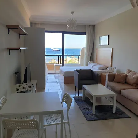 Studio For Rent 202