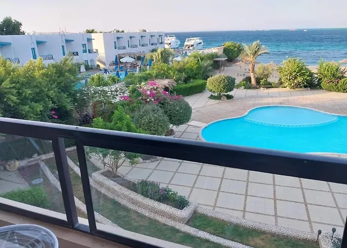 For Rent 202 *